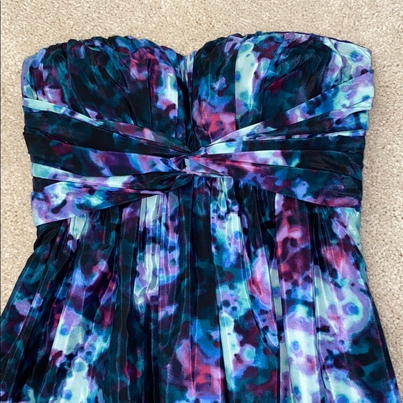 Jessica Simpson Dresses & Skirts - Jessica Simpson Strapless Gown